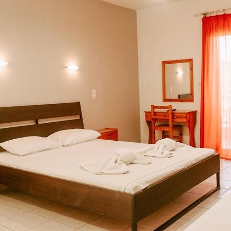 Alexios Apartments Pérdika Eksteriør bilde